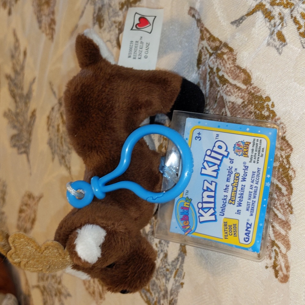 Webkinz Small Reindeer Kinz Klip Holiday WE000239 Plush Stuffed Animal W/Code - Picture 2 of 5